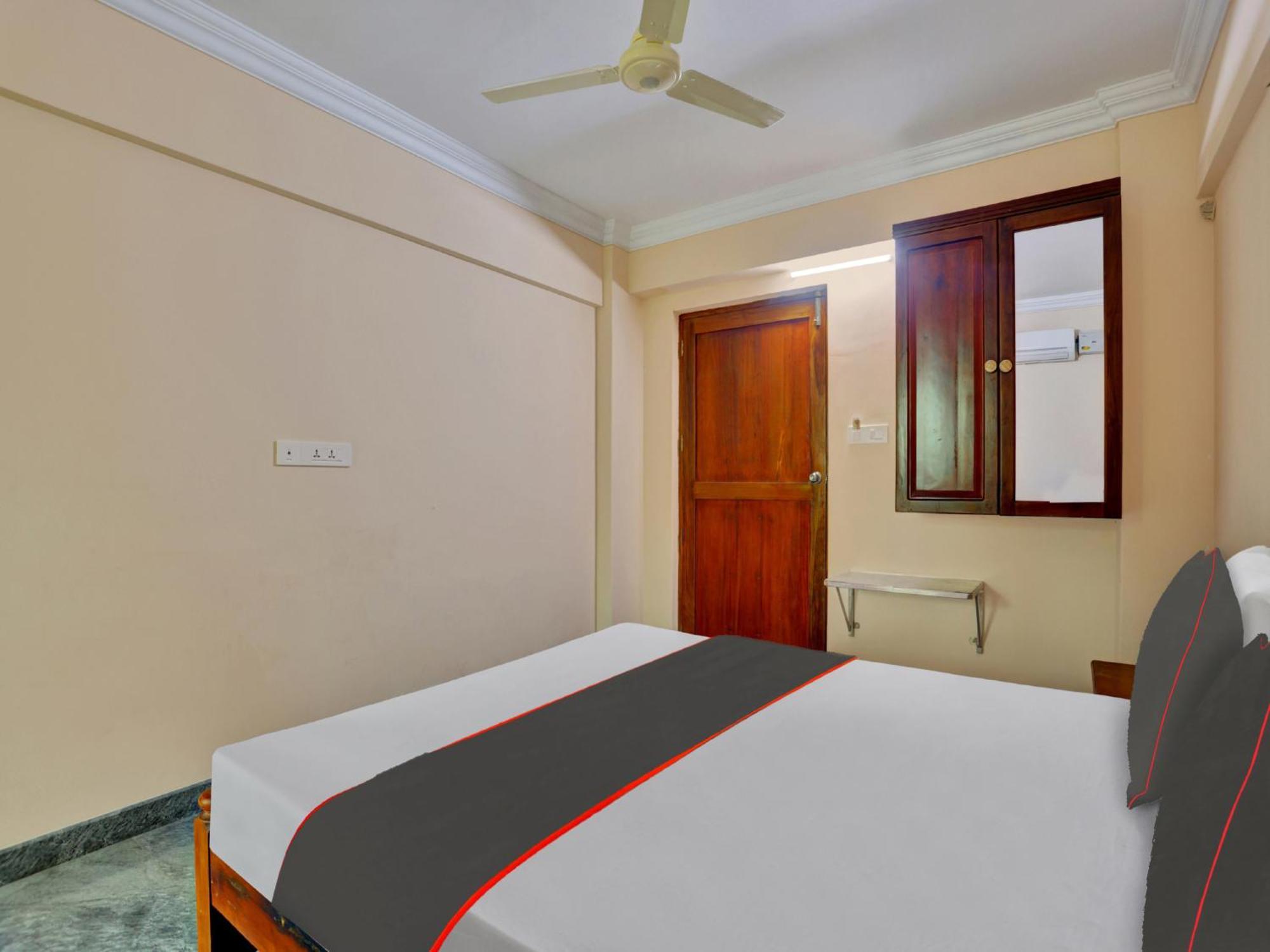 Family Castle Hotel Thiruvananthapuram Exterior foto