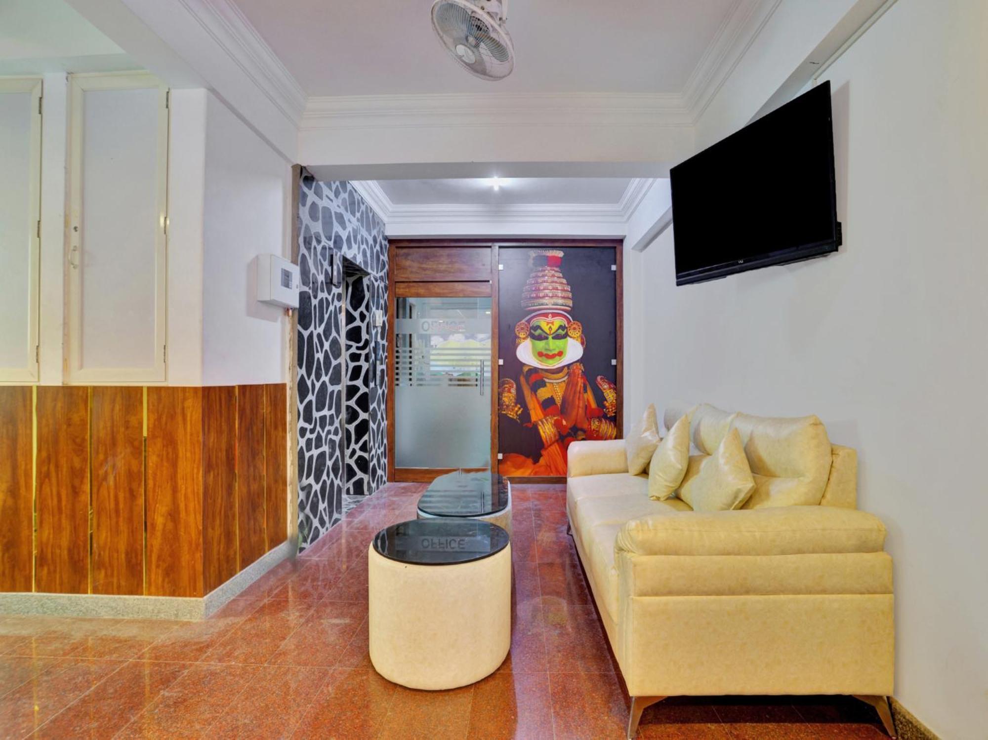Family Castle Hotel Thiruvananthapuram Exterior foto